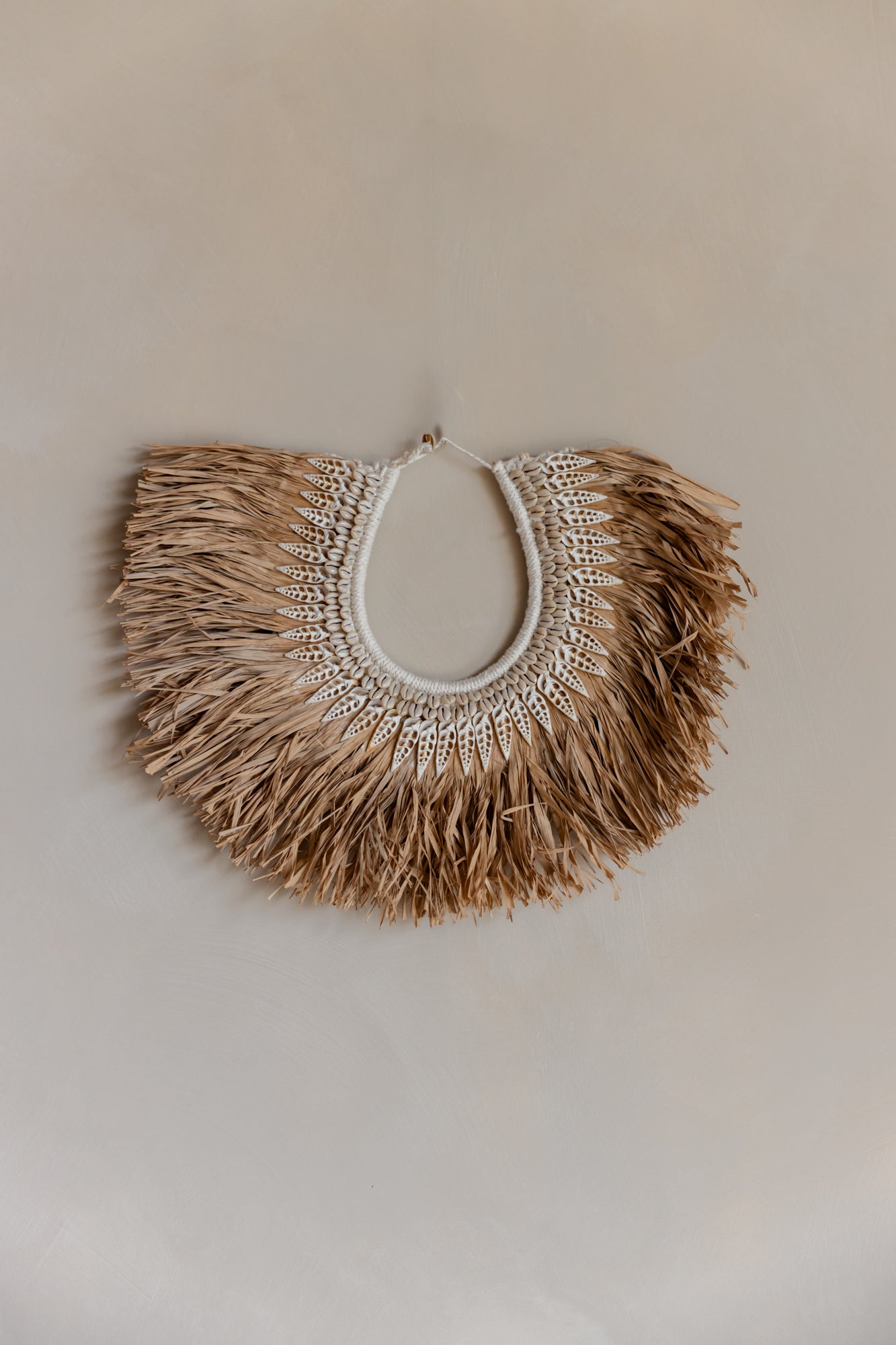 Bali wanddecoratie met raffia